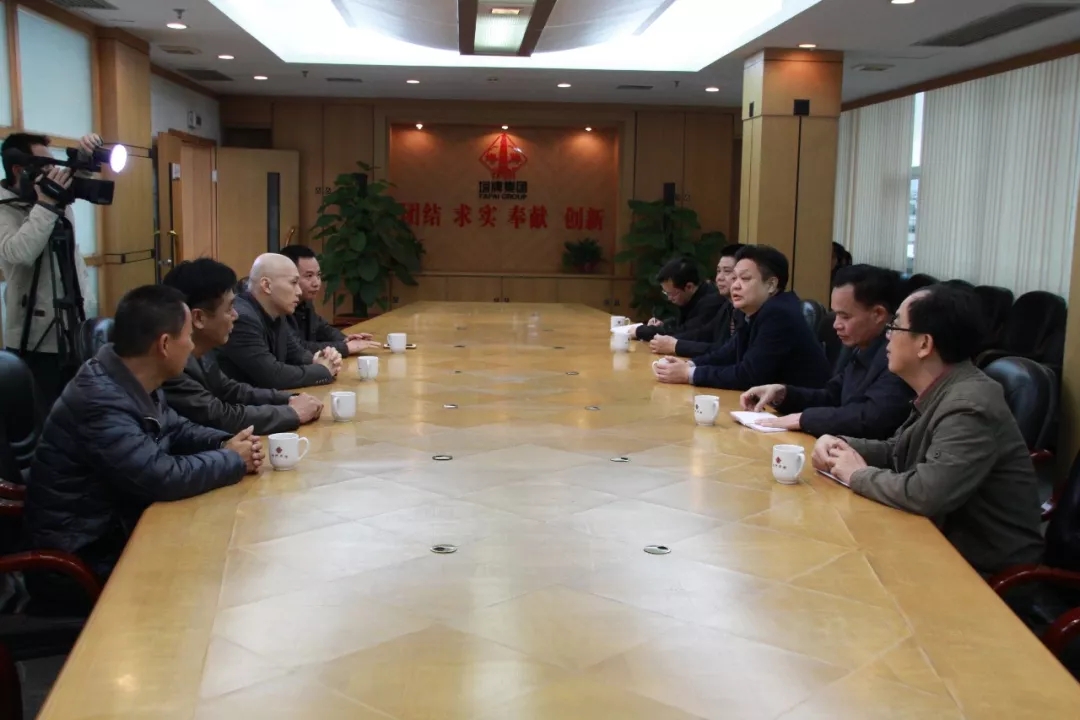 维多利亚老品牌vic(集团)官方网站