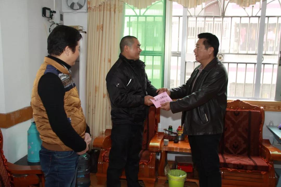 维多利亚老品牌vic(集团)官方网站