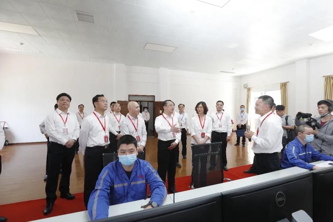 维多利亚老品牌vic(集团)官方网站