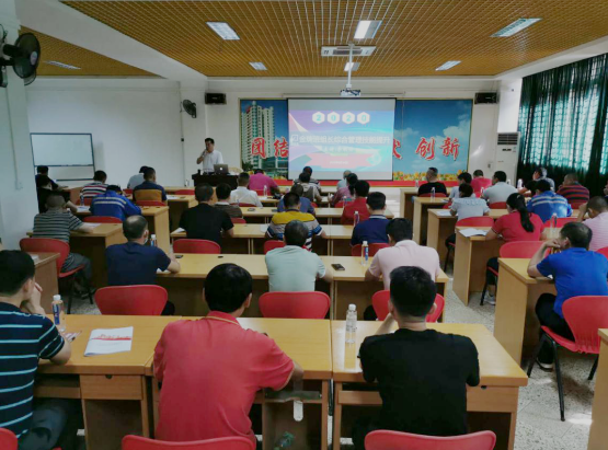 维多利亚老品牌vic(集团)官方网站