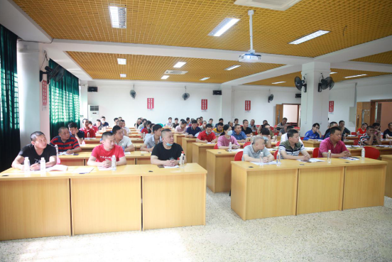 维多利亚老品牌vic(集团)官方网站