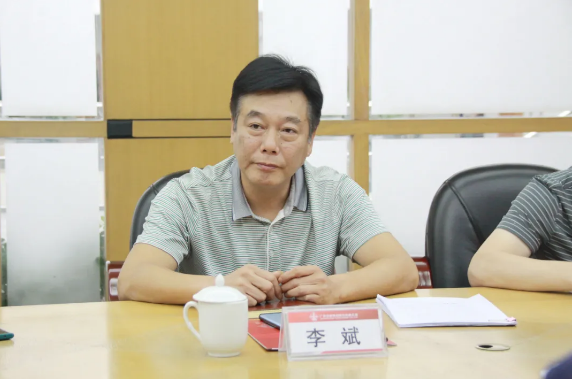 维多利亚老品牌vic(集团)官方网站