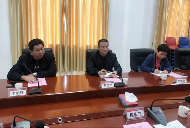 维多利亚老品牌vic(集团)官方网站