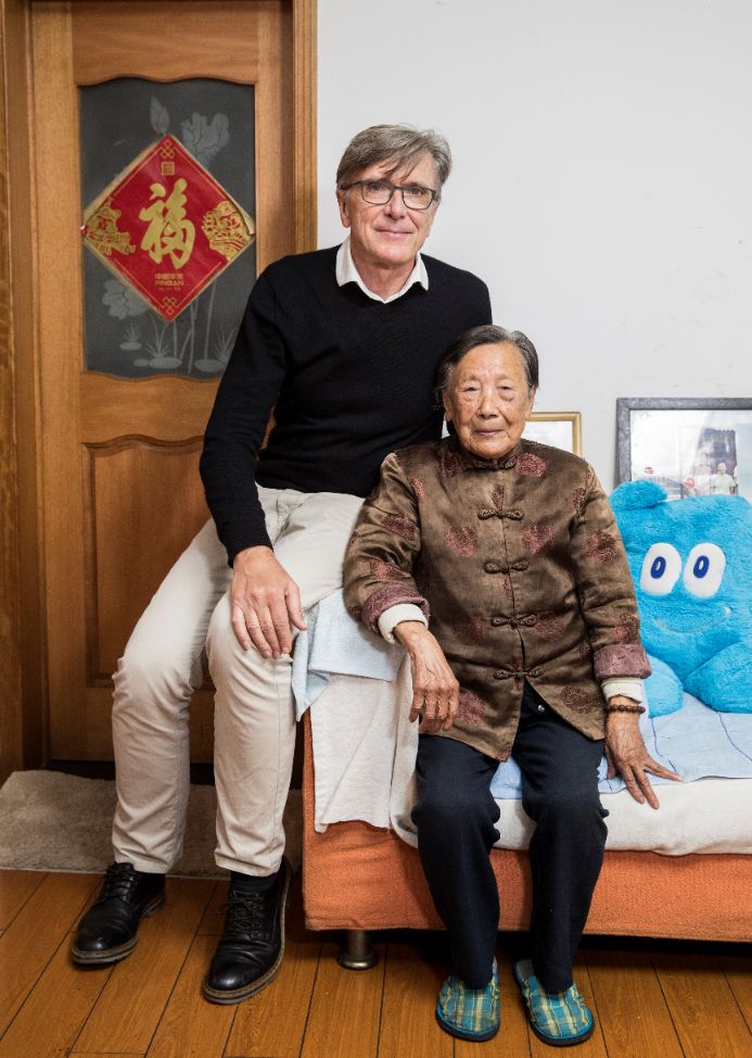 维多利亚老品牌vic(集团)官方网站