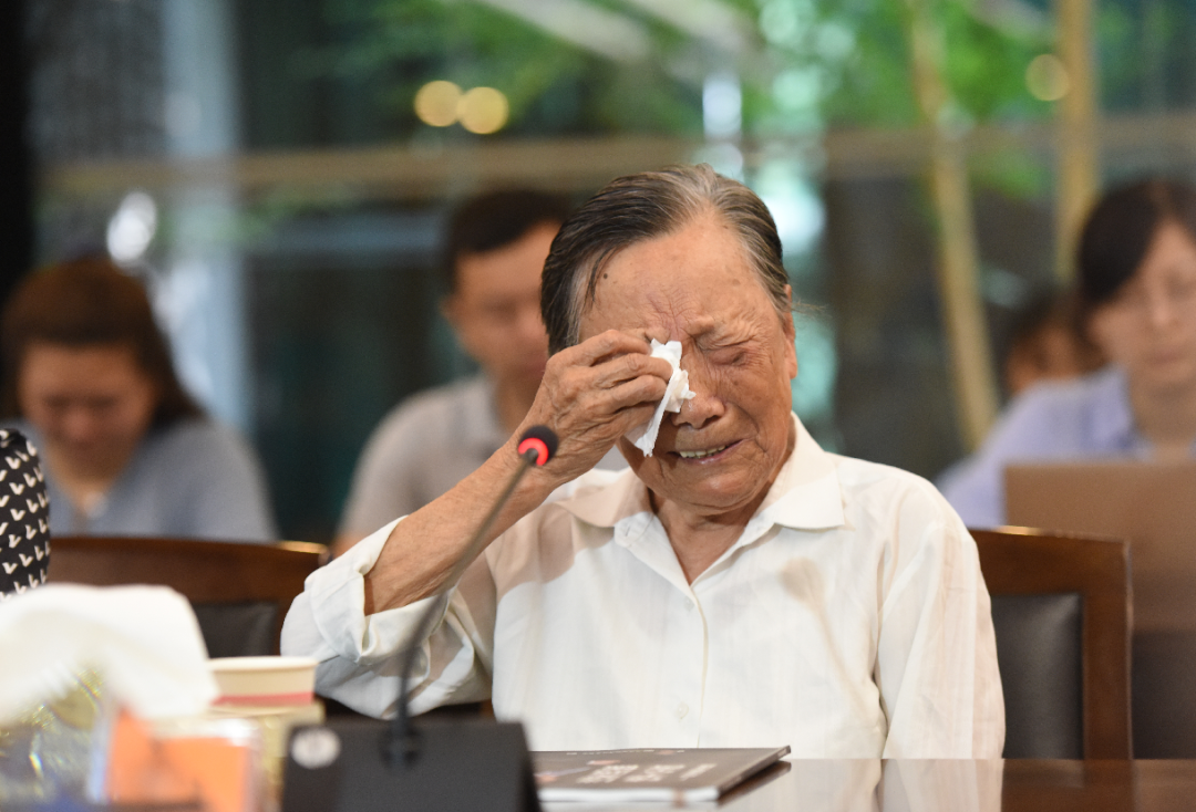 维多利亚老品牌vic(集团)官方网站