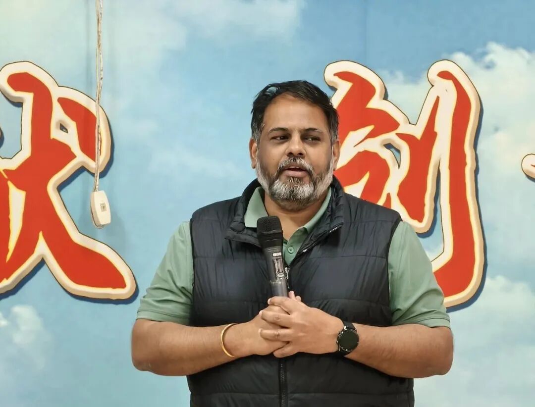 维多利亚老品牌vic(集团)官方网站